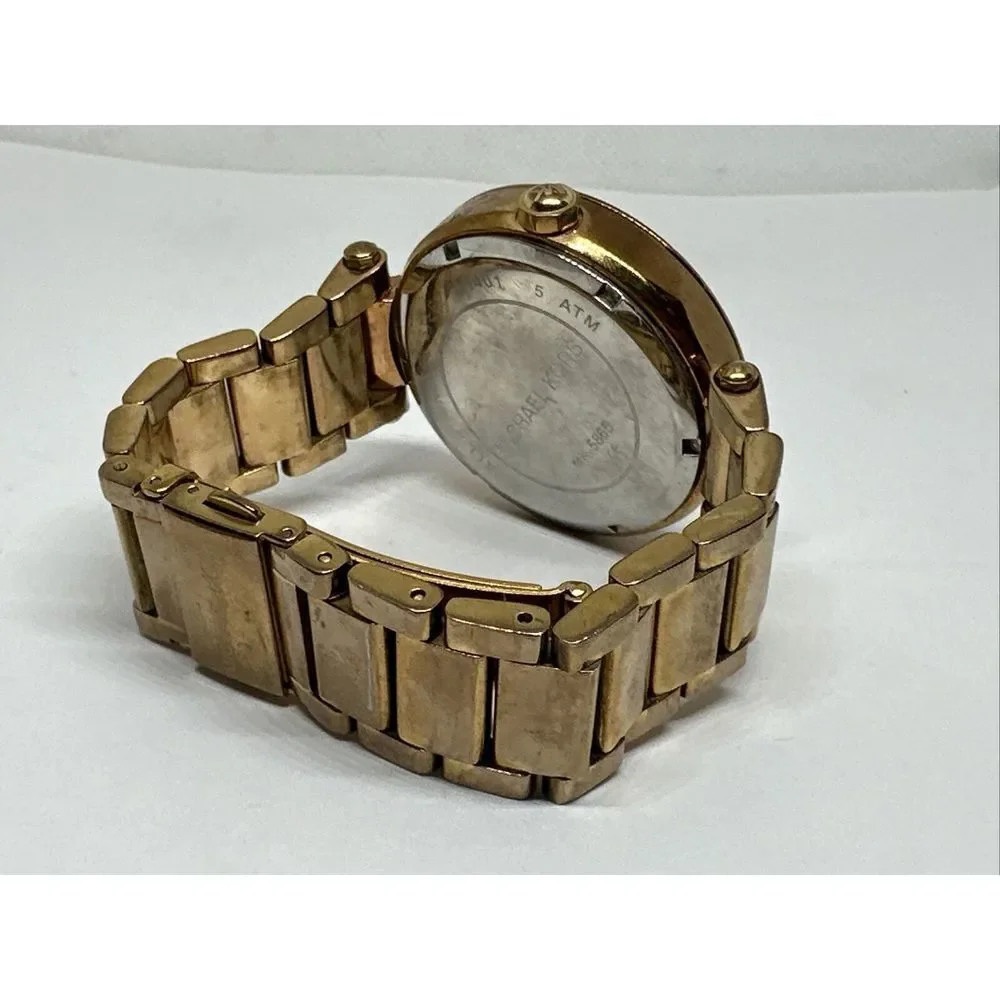 Michael Kors Parker MK5865 Women Rose Gold Analog Dial Quartz Wrist Watch NUL40